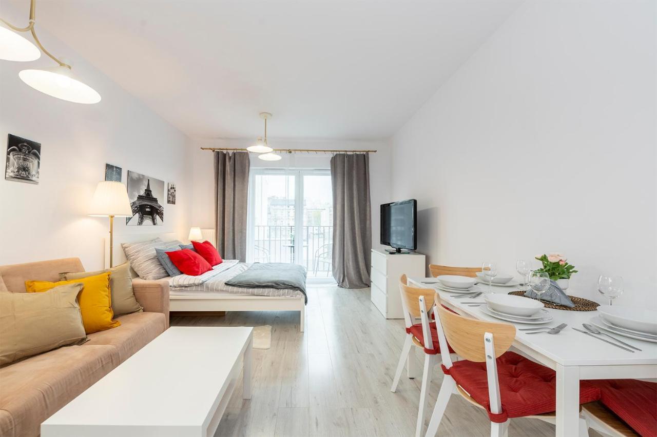 Apartment Luxury In -3- Bright & Secure Free Parking Łódź