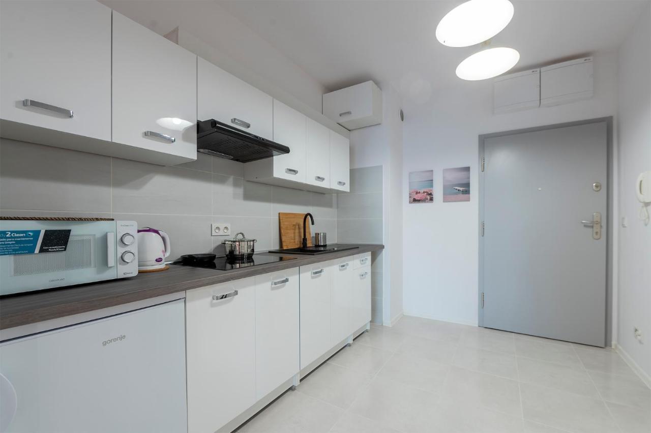 Luxury In -3- Bright & Secure Free Parking *