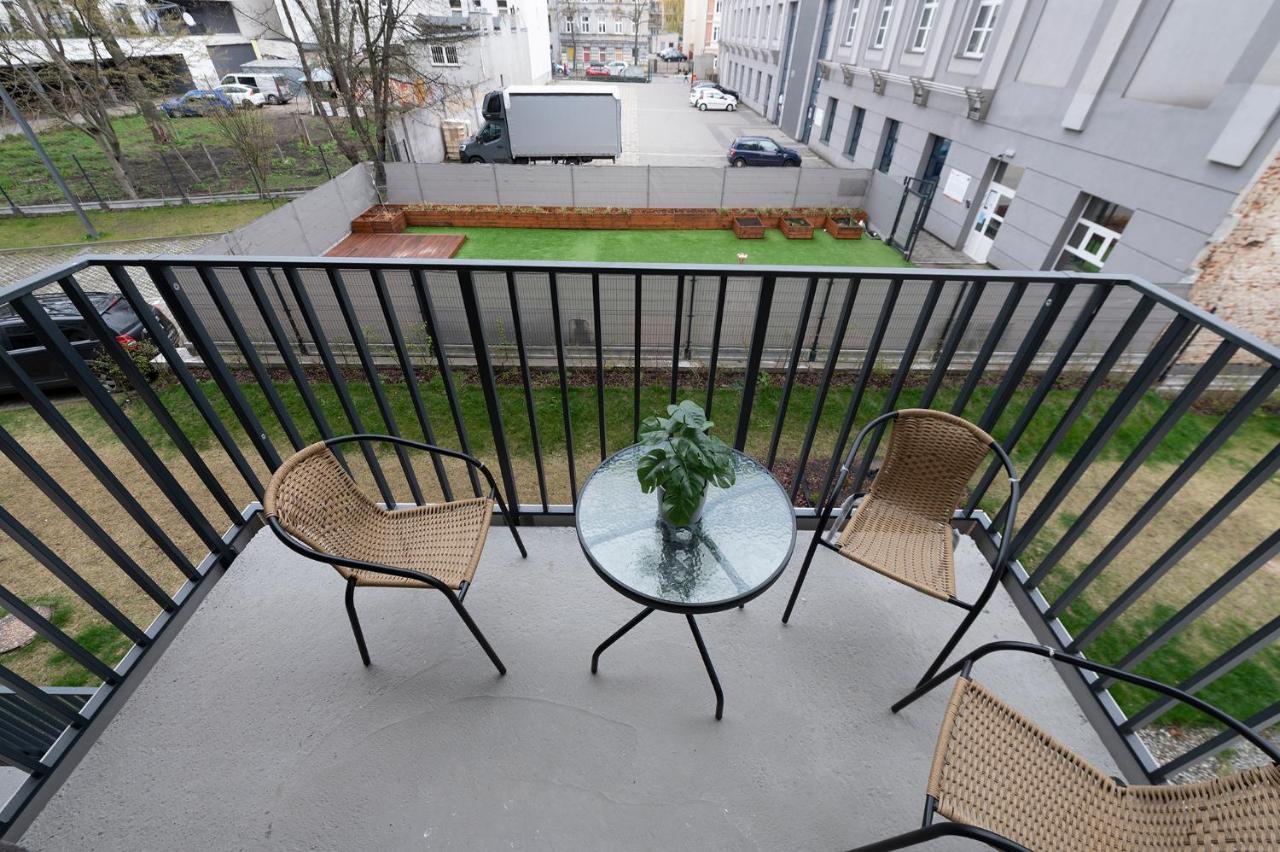 Apartment Luxury In -3- Bright & Secure Free Parking