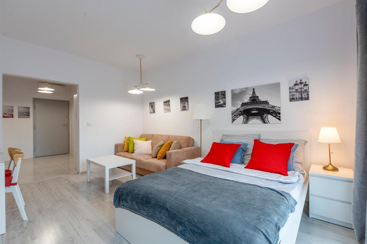 Apartment Luxury In -3- Bright & Secure Free Parking